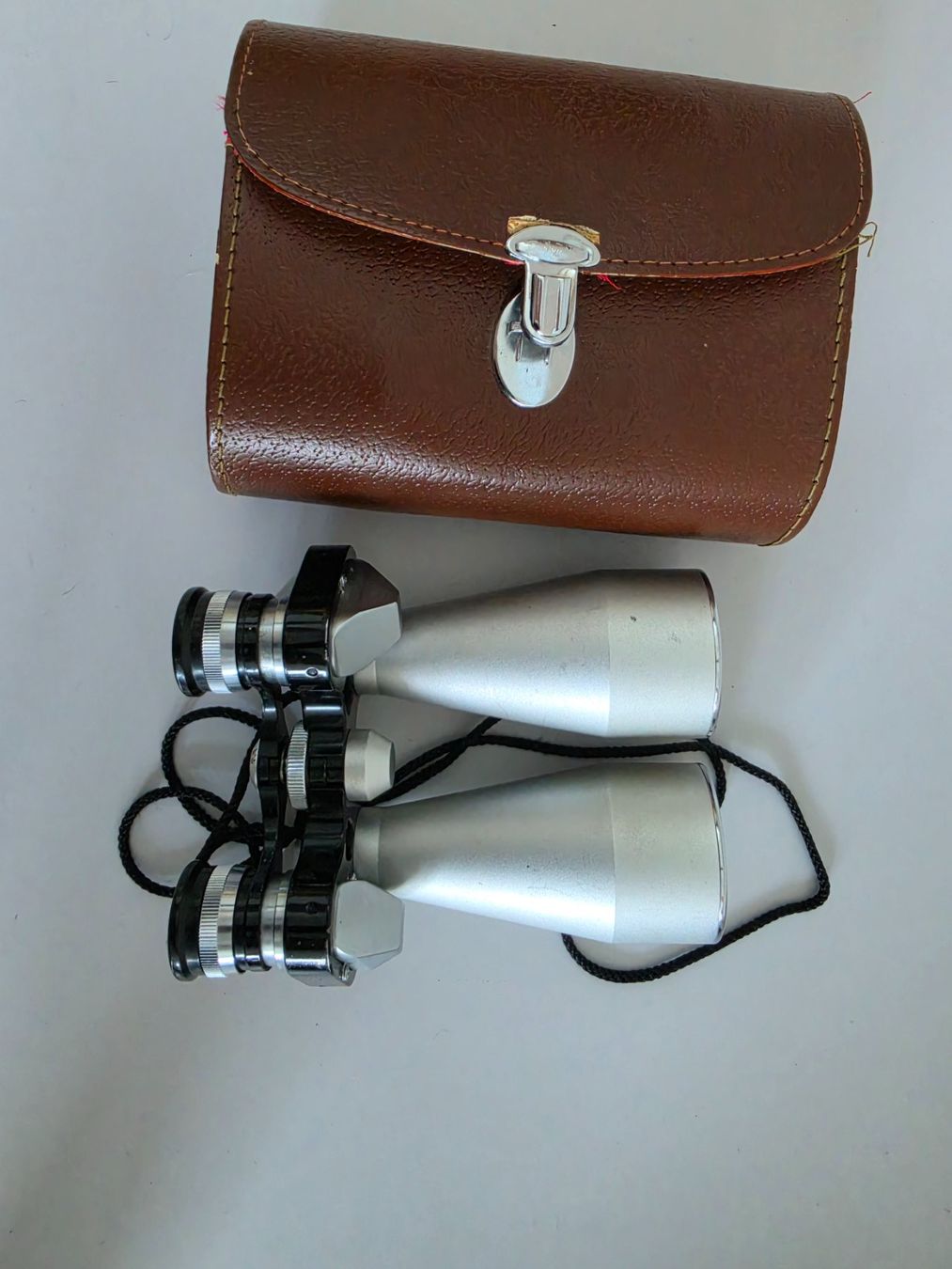 Champion Binocoli: Vintage Fernglas Champion 12x50 - Extra Wide Angle – Usato da Birr venduto da DisDas 1