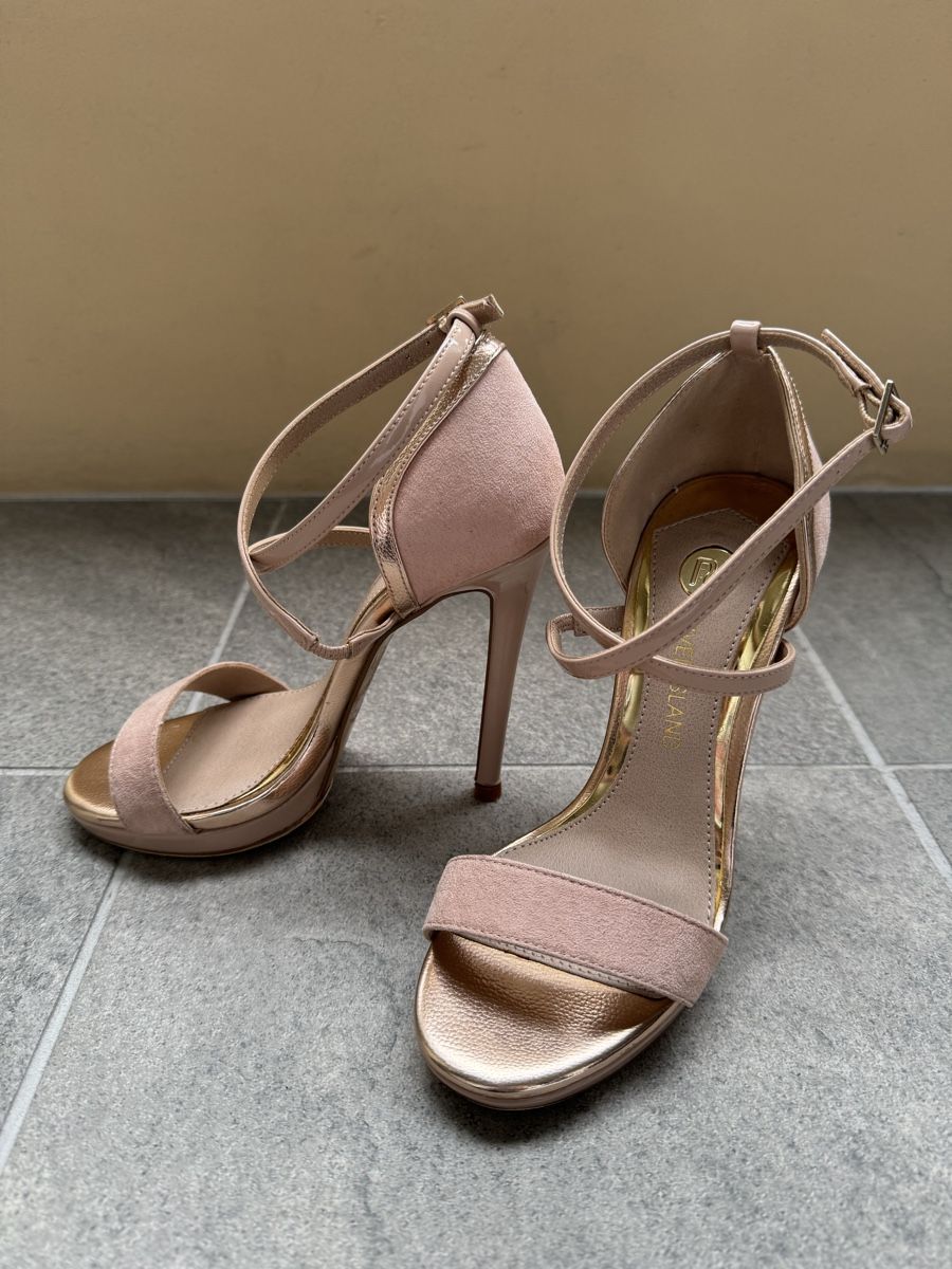 Scarpe per ragazze: Sandales River Island T36 – Nuovo (secondo la descrizione) da Vevey venduto da liv_998v