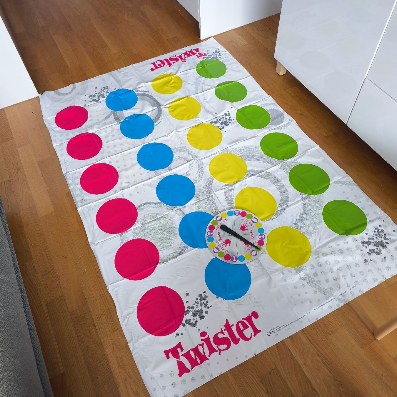 Hasbro Spiele: Twister Game – Neu (gemäss Beschreibung) aus Basel von jav_ck26 1