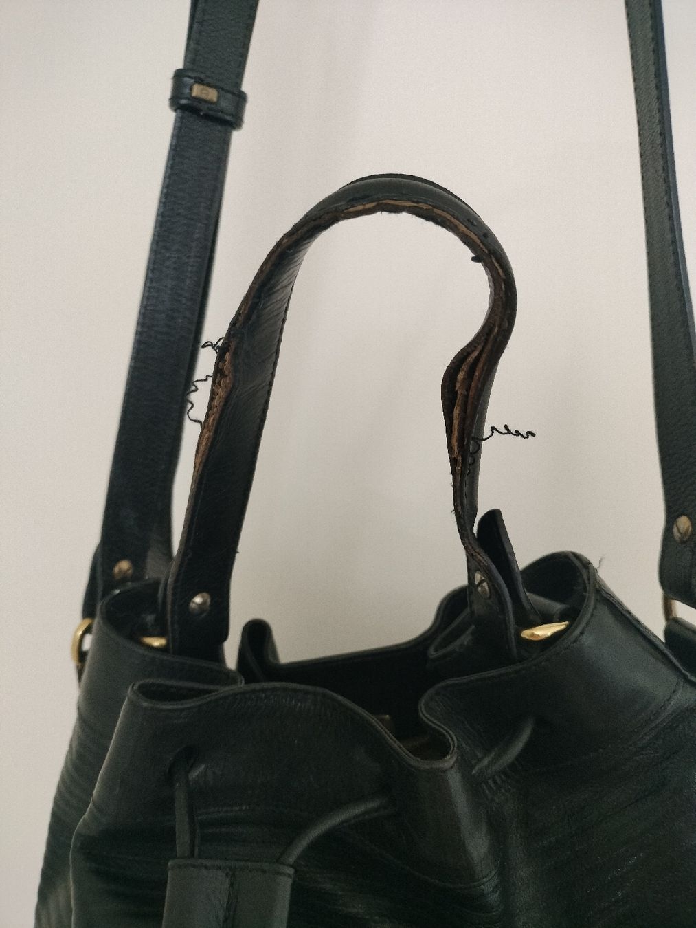 Aigner Borse da donna: Aigner  Beutelledertasche – Usato da Meinier venduto da hwe_zky5 3