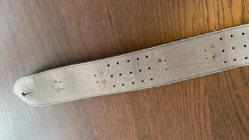 Strumenti musicali: Guitar Strap – Usato da ONEX venduto da charbcharb 2