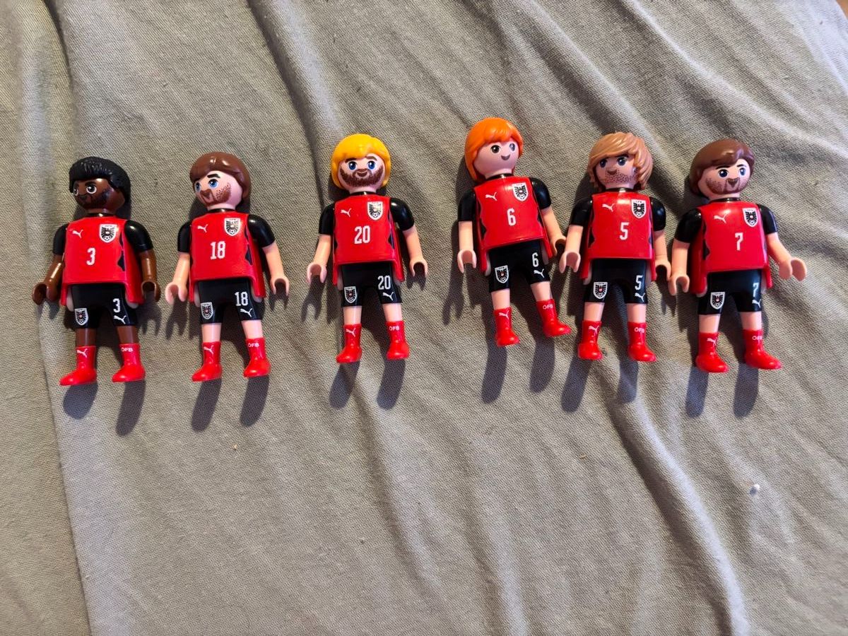 Playmobil Giocattoli: Playmobil Öfb Spieler 6 Stk – Nuovo (secondo la descrizione) da Widnau venduto da deltafighter2