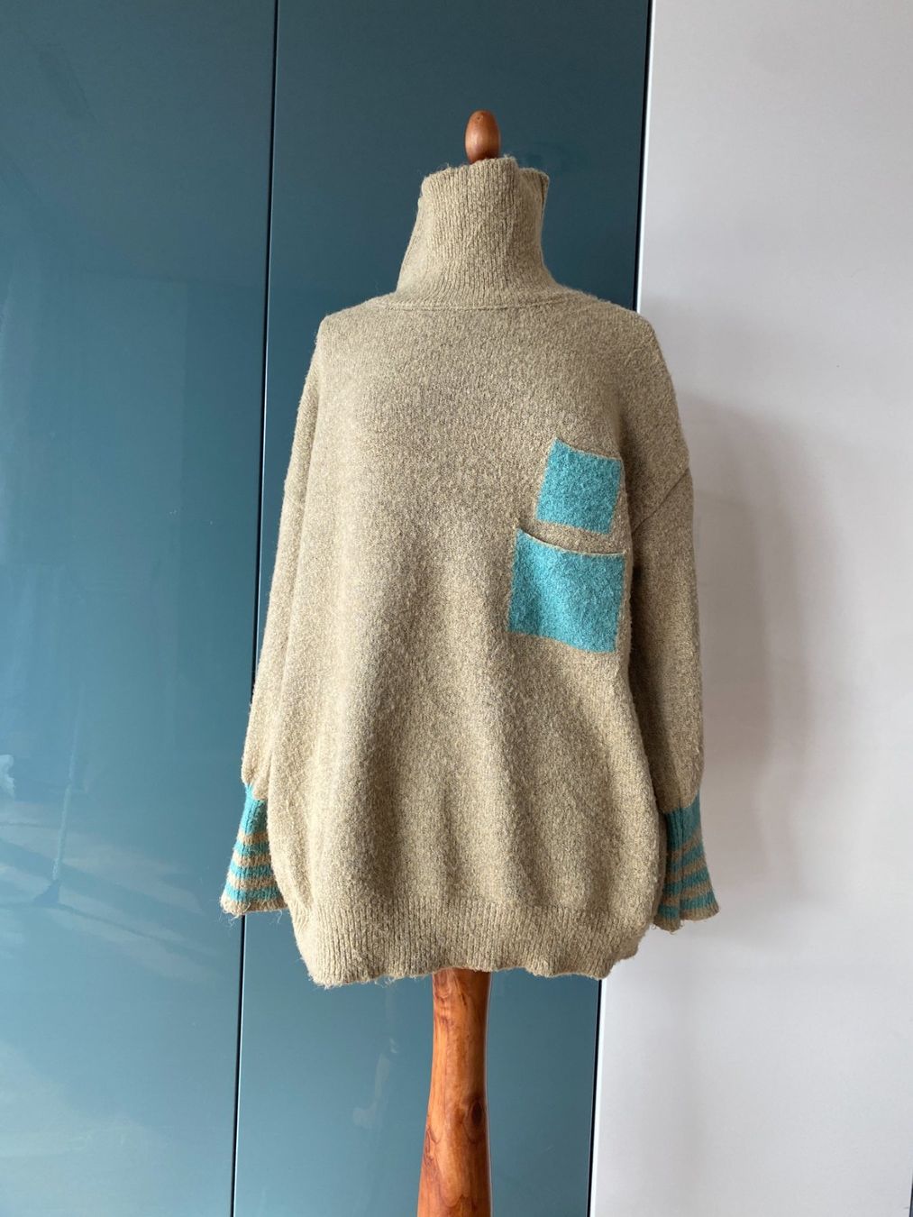 Maglioni & Felpe: beiger Pullover freie Größe Damen - sehr warm – Usato da Duebendorf venduto da Alexandertreyer 1