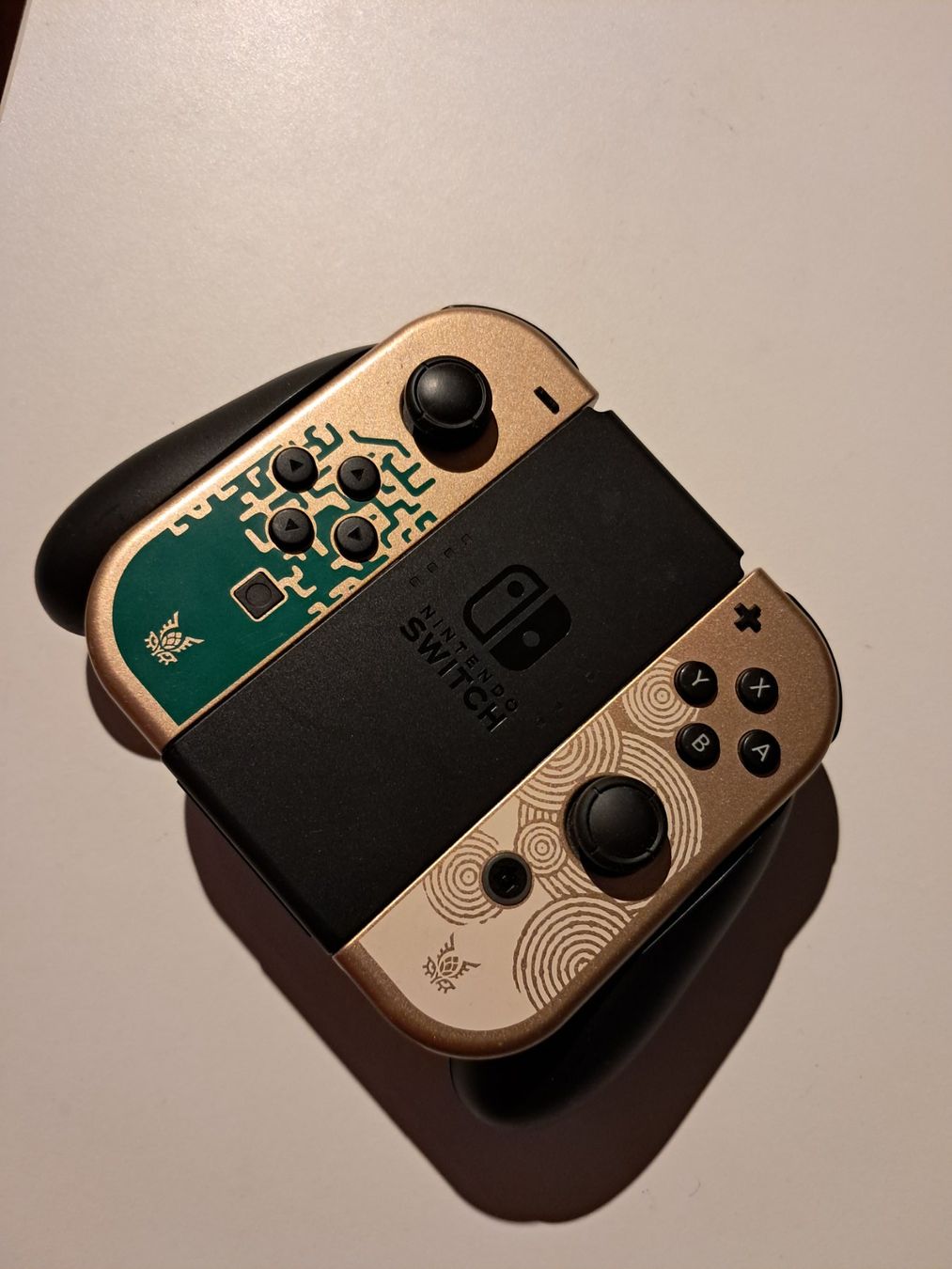 Nintendo Controller: Nintendo Switch ToTk Joy Con – Gebraucht aus Itingen von AnTiNoRmAl 1