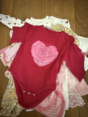 Lot de vêtements pour bébé 3-6 mois - Marque de luxe et bon 