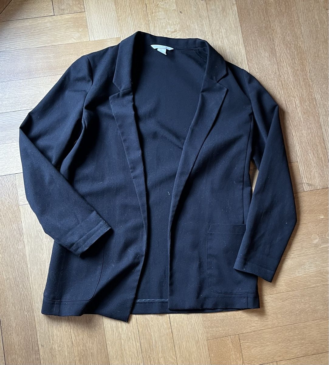 H&M Completi & Tailleur: Blazer schwarz Damen XS – Usato da Basel venduto da blumenkimd 1