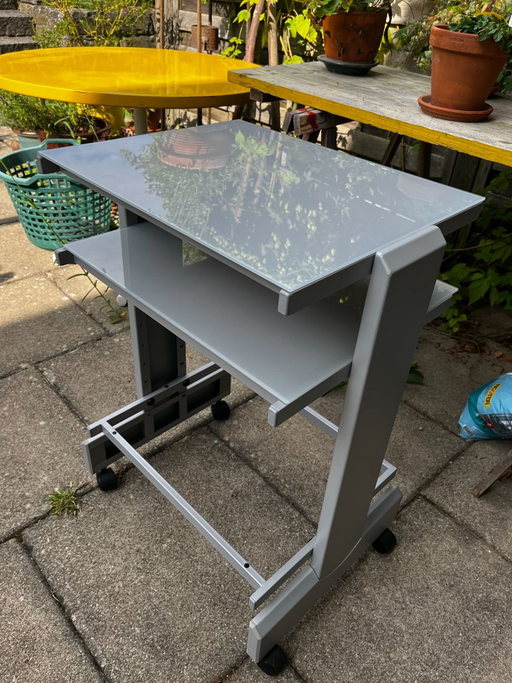 Supporti a parete: Sound Organisation HiFi Rack Computer Trolley – Usato da Zürich venduto da Allrounders 1