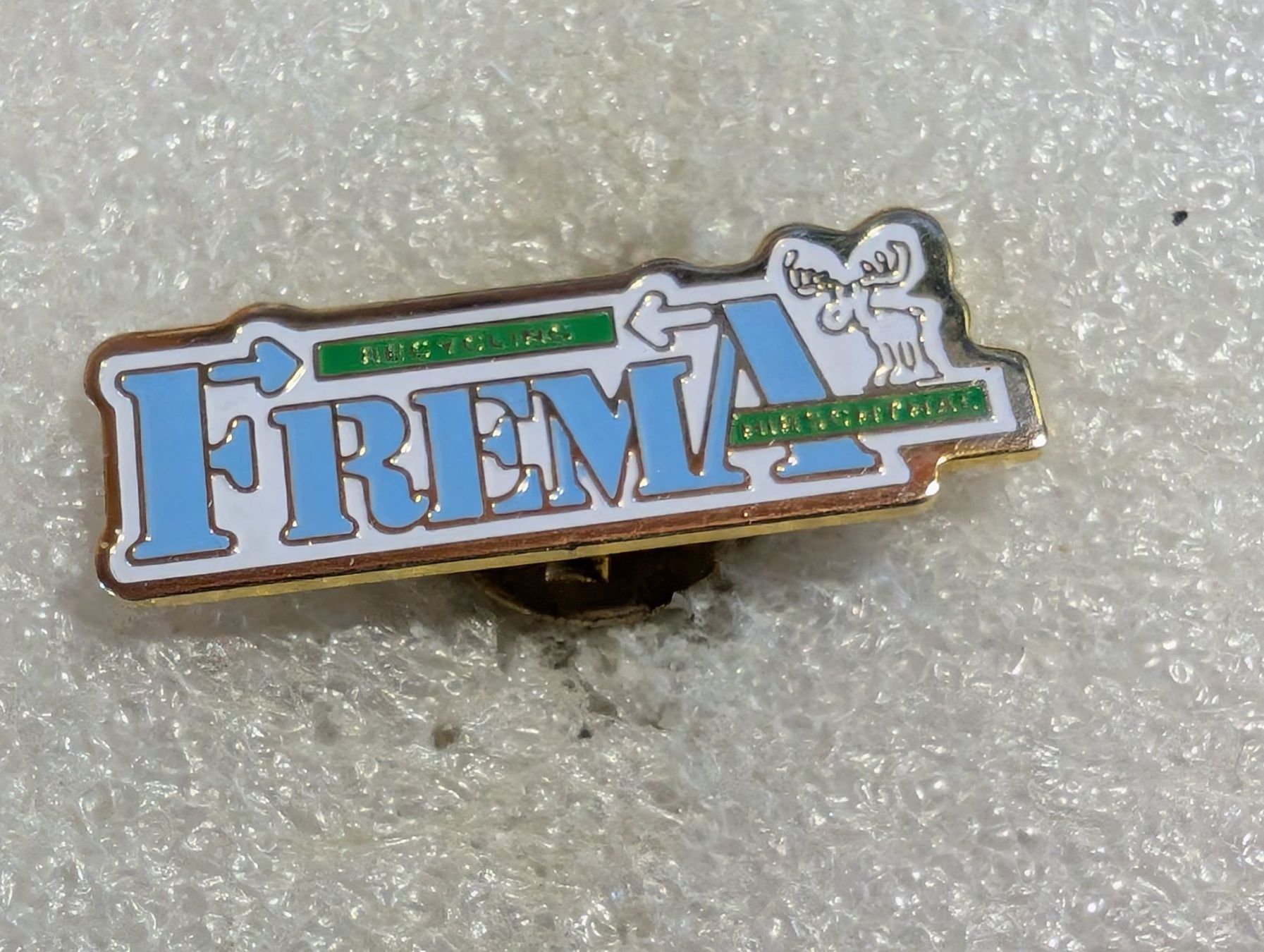 Placchette & Badge: Ansteckpin 129: Frema – Usato da Oppligen venduto da Pin-Fall-Shop