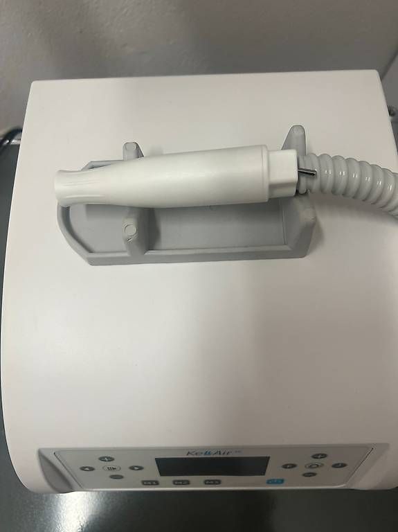 Manicure: Fusspflegerät Keller AIR 30 wenig gebraucht – Usato da Biel/Bienne venduto da Sec-hand-Biel 1