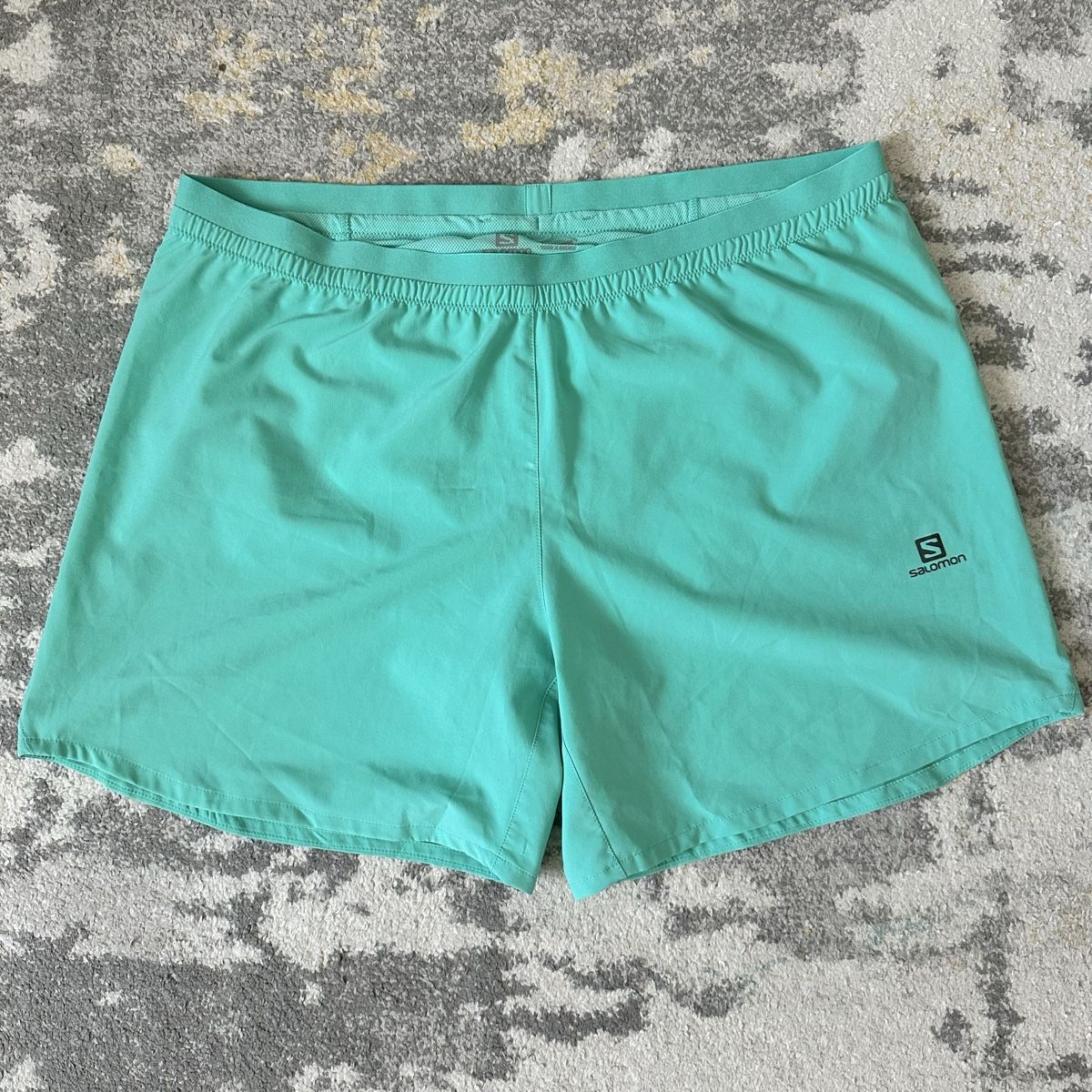 Salomon Pantalons: Salomon Laufshorts Gr. XL – Neuf (Voir description) à Thalwil par baz_vbc9