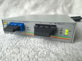 Allied Telesis AT-MC104XL single multi mode fiber fast ether