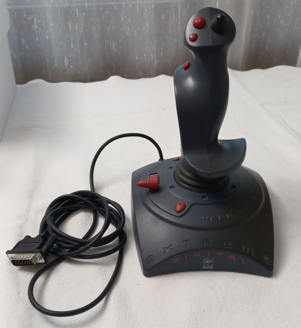Logitech Controller: Logitech WingMan Extreme Joystick – Gebraucht aus Oberkirch LU von Renntiger0