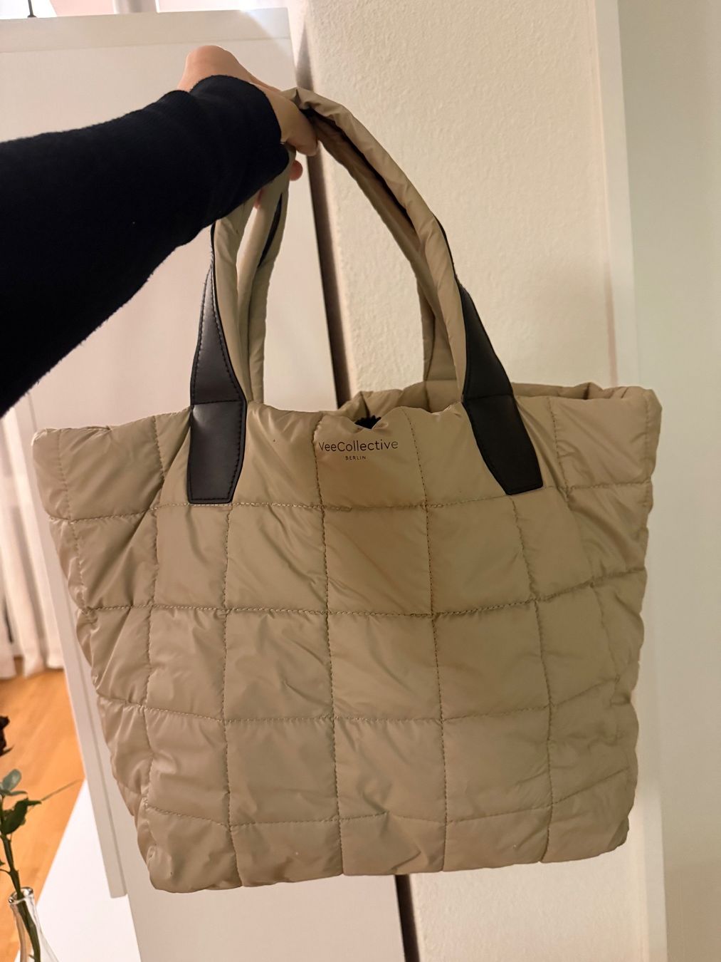 Borse da donna: Vee Collective Porter Tote / Medium / Desert – Nuovo (secondo la descrizione) da Wetzikon ZH venduto da eli_7hcz 9