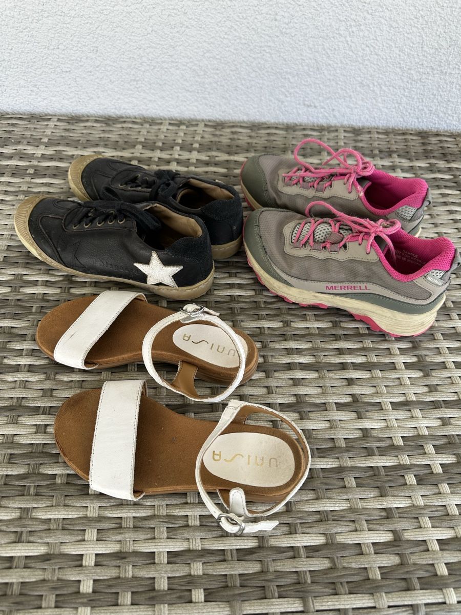 Scarpe per ragazze: Schuhe Mädchen Grösse 31 – Usato da Adliswil venduto da Pentacle