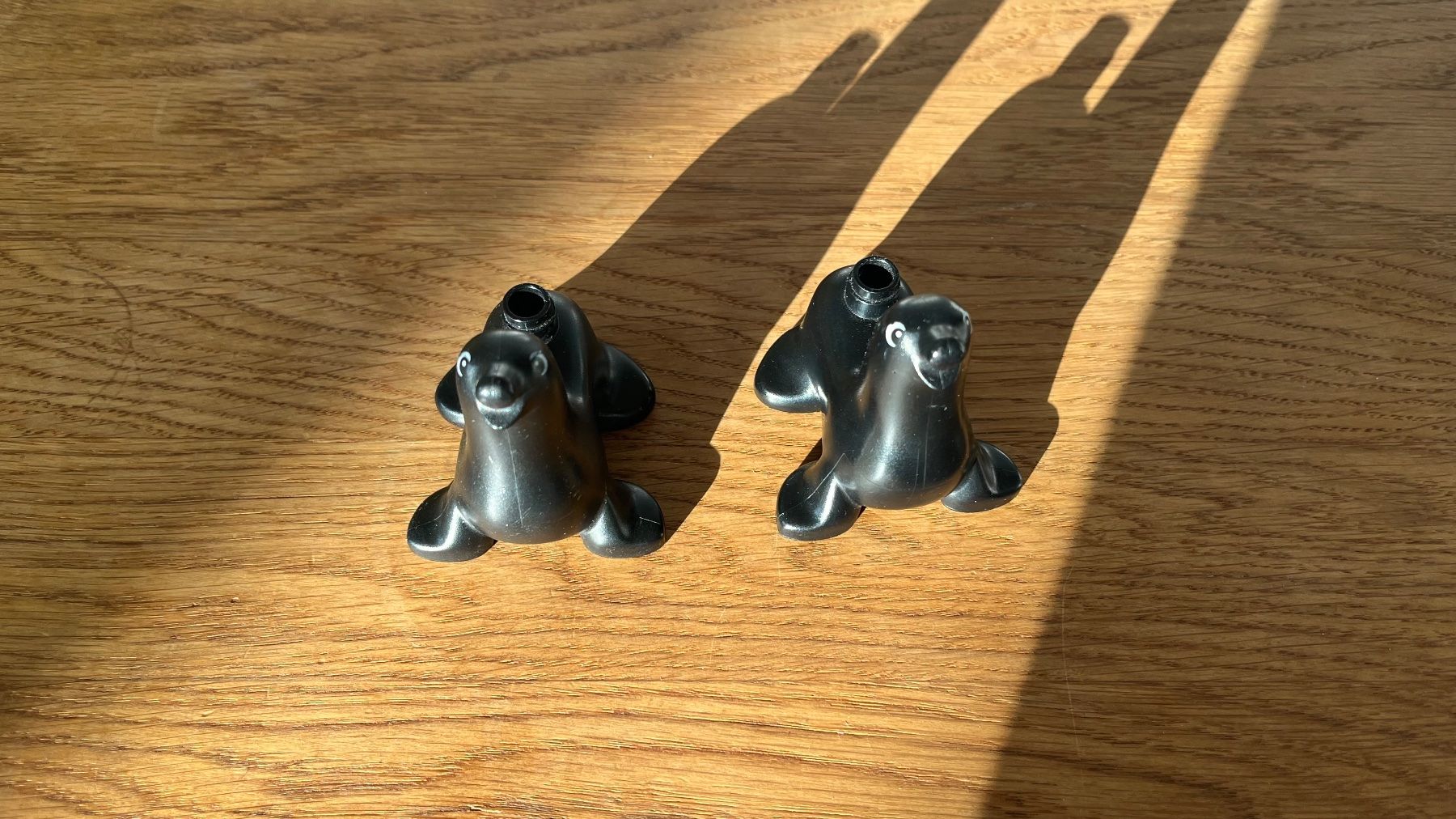 Lego Figuren: 2 LEGO Duplo Seelöwen Seelöwe – Gebraucht aus Ennetbaden von teo_yg9s 1