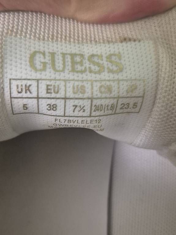 Guess Scarpe da donna: Sneaker Guess Gr. 38 – Usato da Anglikon venduto da wba8008 1