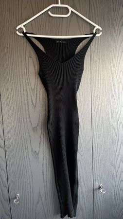 Robe moulante Shein noire col en V