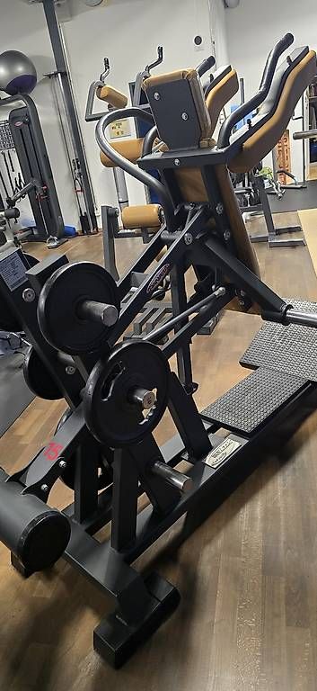Hometrainer: Panatta Leg Press – Gebraucht aus Bottmingen von fit_qb2t