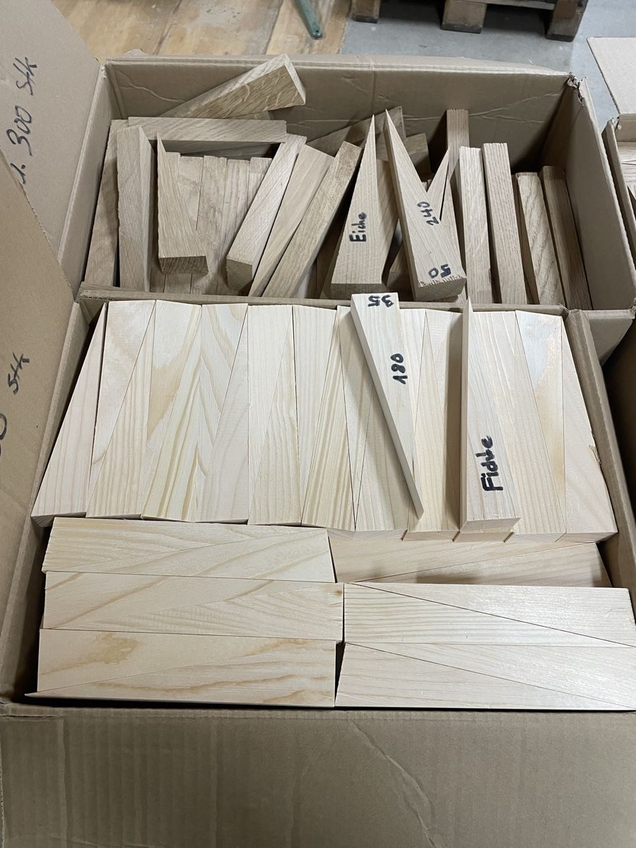 Holzartikel: Keile Eiche/Fichte ca. 800 Stück – Neu (gemäss Beschreibung) aus Lyssach von Ciao1993 4