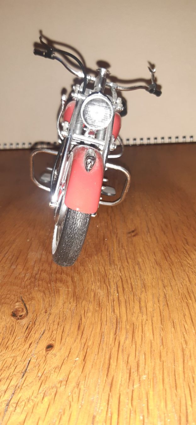 Kit di modellismo & Modellini statici: Indian Chief 1:10 Guiloy – Usato da Fehraltorf venduto da STEMAC01TK 4