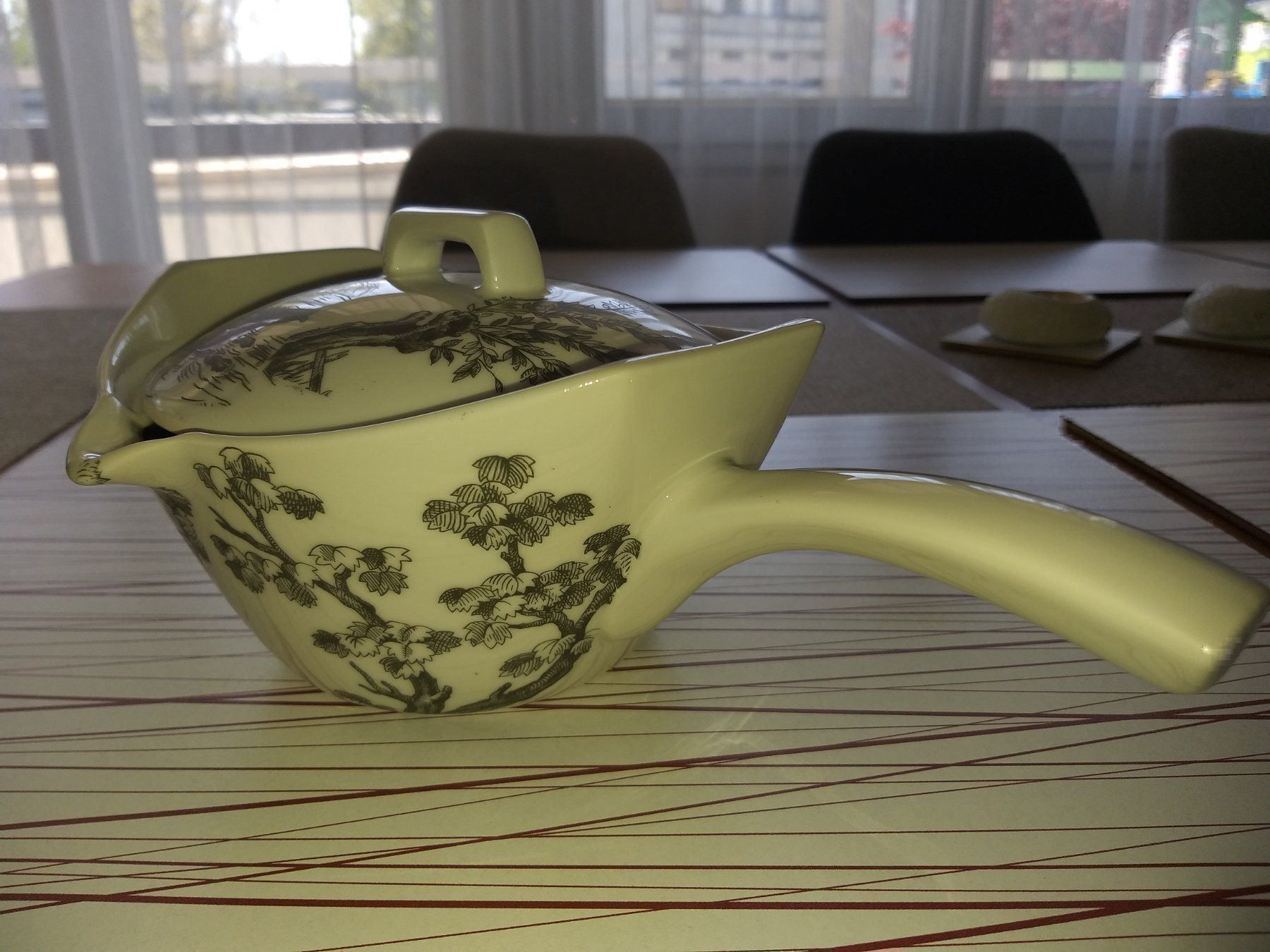 Coupes: Saucière-cassolette PORCELAINE DE PARIS – D'occasion à Cossonay-ville par Super-Price-Quality 2