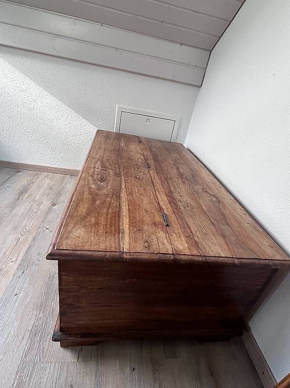 Cassapanche: Coffre en bois massif  – Usato da Yverdon-les-Bains venduto da car_xd5s 1