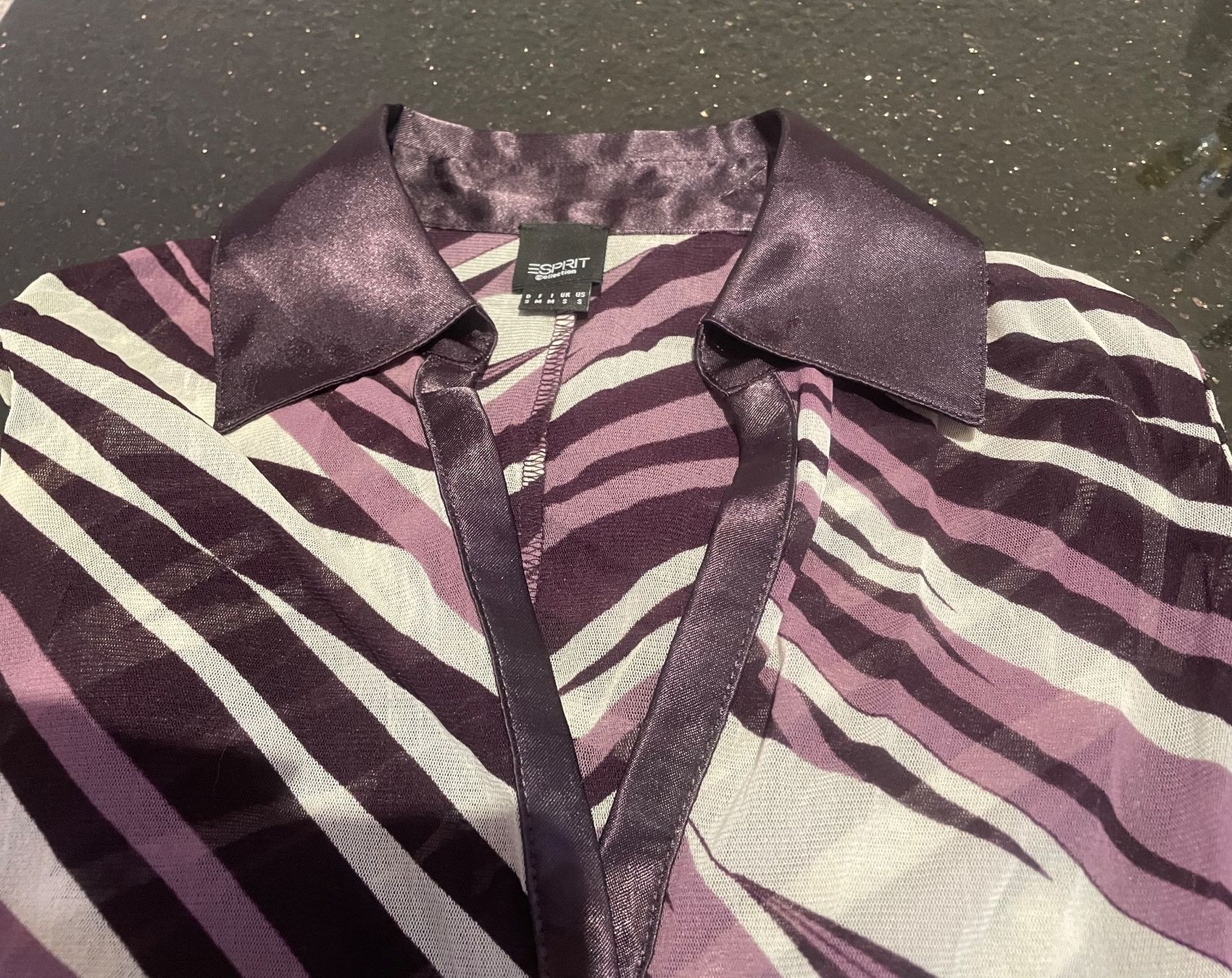 Esprit Blusen: Esprit Collection, extravagante Bluse, Grösse S – Gebraucht aus Niederweningen von baghirac 4