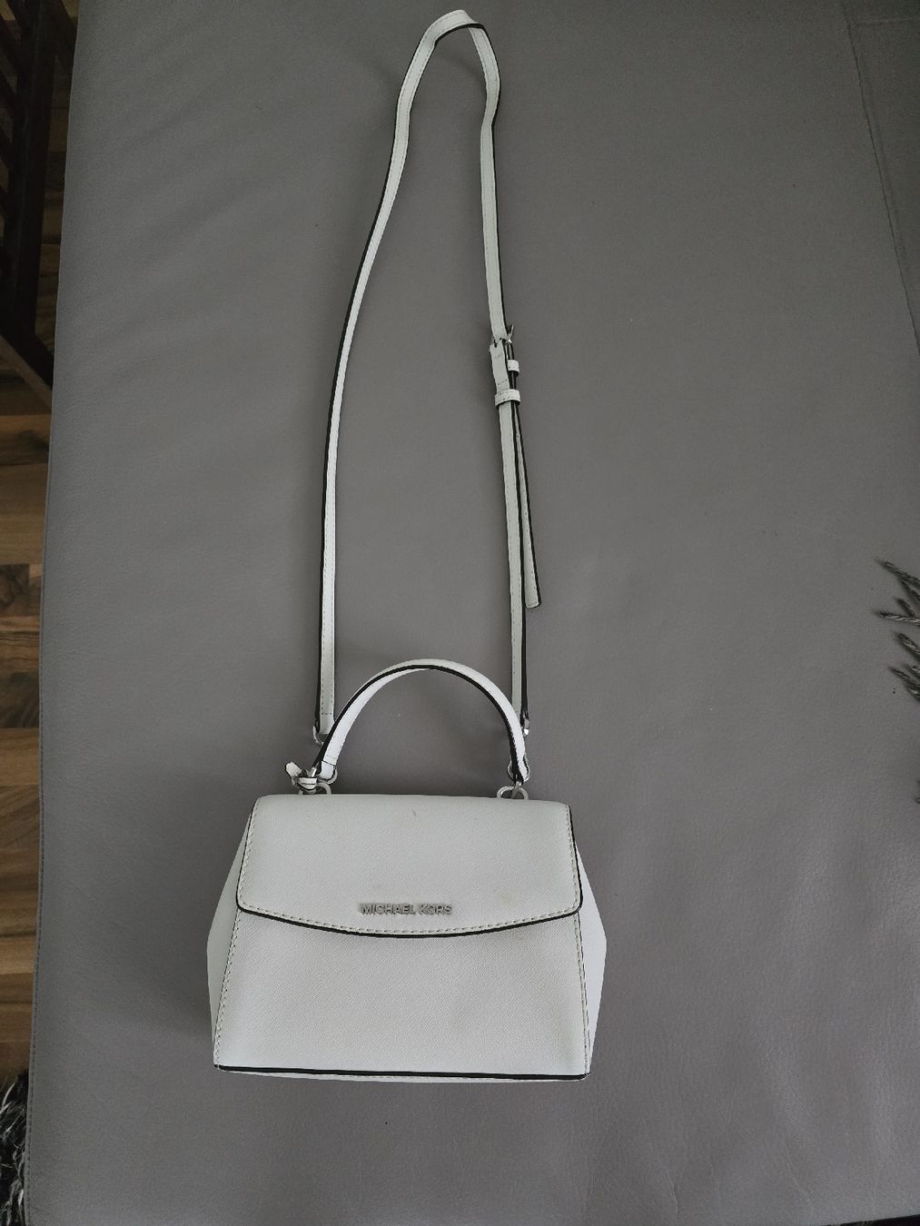 Michael Kors Borse da donna: Kleine Tasche von Michael Kors – Usato da Schlieren venduto da all_bww8 1