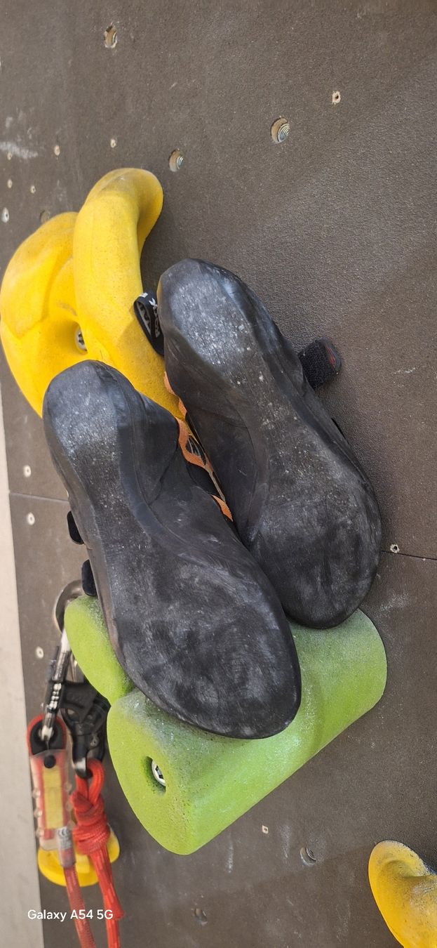 Herrenschuhe: Kletterschuhe Rock Pillars Gr. 38 gebraucht – Gebraucht aus Richterswil von C011 1