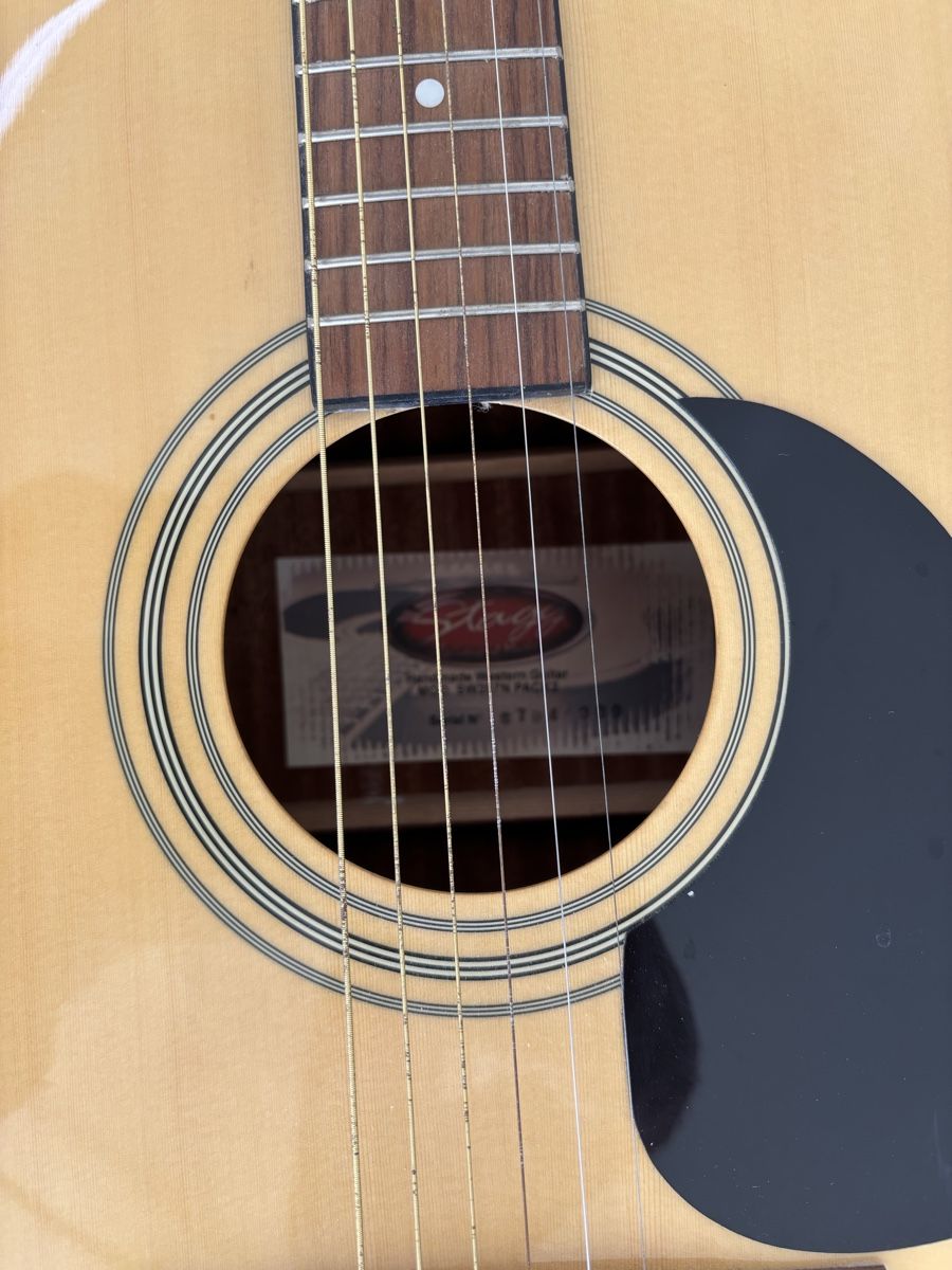 Strumenti musicali: Guitare acoustique Stagg – Usato da Cottens FR venduto da seb988 1