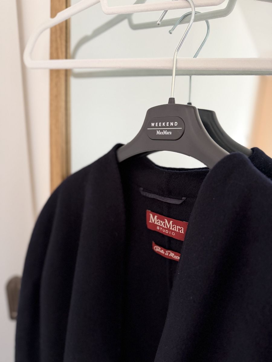Max Mara Mäntel: Max Mara Studio Mantel dunkelblau | Grösse 38 – Gebraucht aus Wettingen von Lamadeux 2