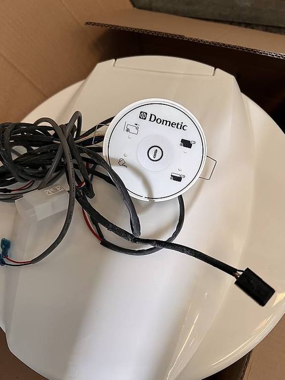 WC: Dometic Camping-Einbau-Toilette – Gebraucht aus Kirchberg BE von Coffee70 2