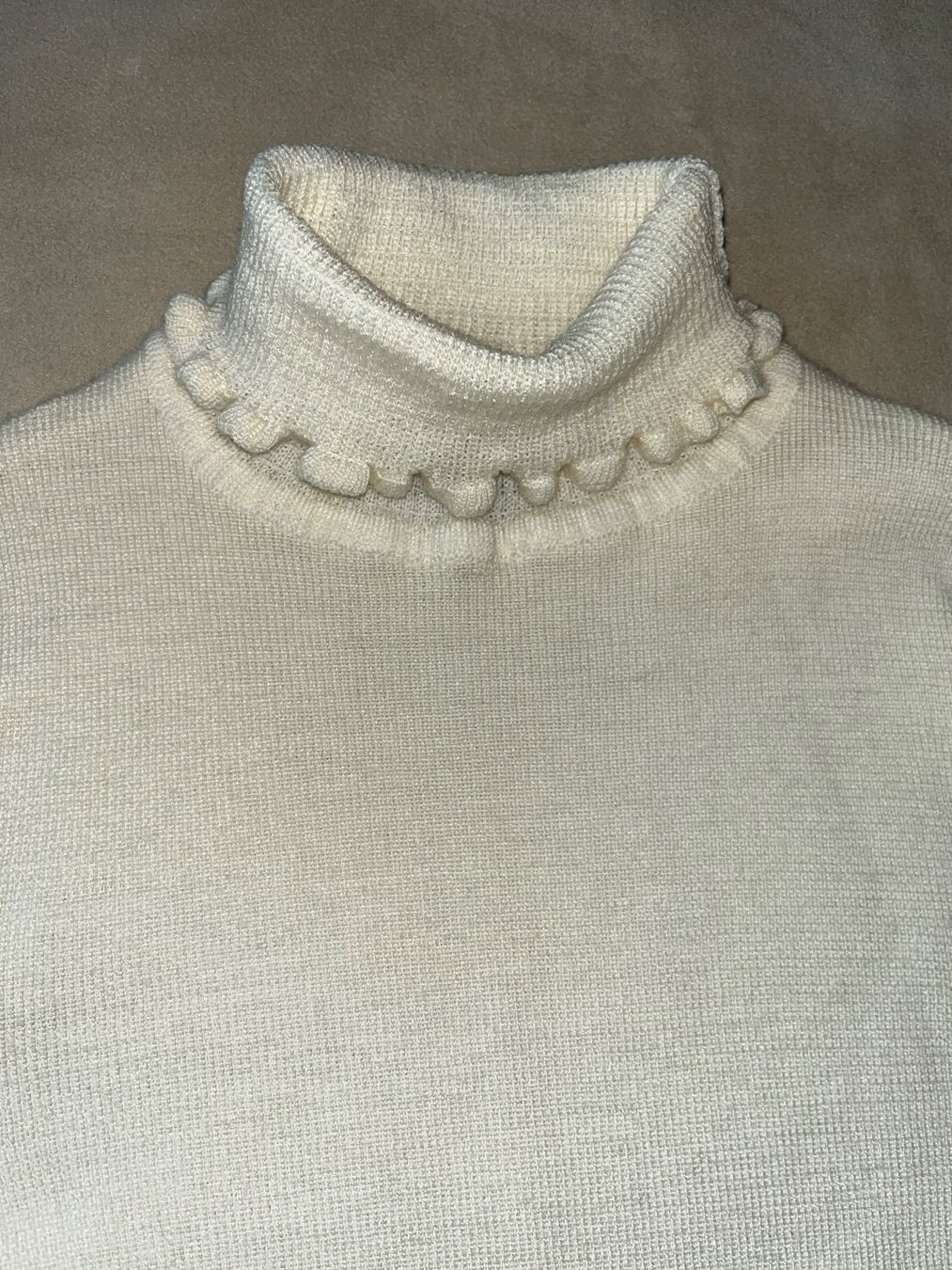 Pinko Pullover & Sweatshirts: Schicker Pulli Pinko Gr.S – Neu und originalverpackt aus Stäfa von Exclusive0 2