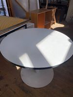 2 × Runder Tisch Embru eQ Rondo Schweizer Qualität