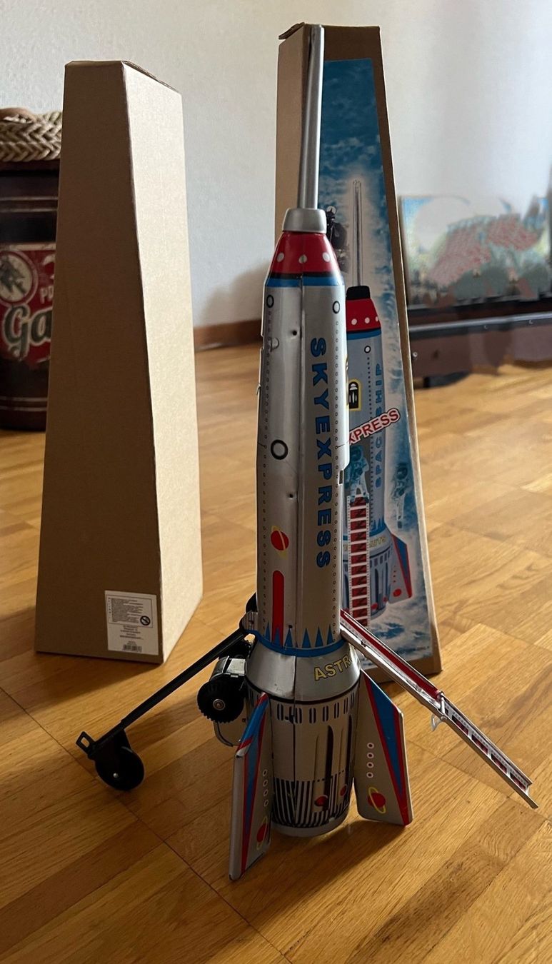 Modellbausätze & Standmodelle: NEU - Skyexpress - Bleckrakete mit Funktion – Neu und originalverpackt aus Zufikon von h_s_8xnb 1