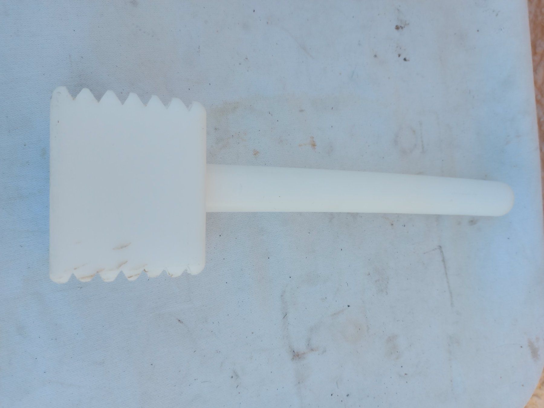 Elettrodomestici da cucina: Fleischklopfer aus Kunststoff mit eckigem Kopf – Usato da Rheinau venduto da profitronic.shop 8