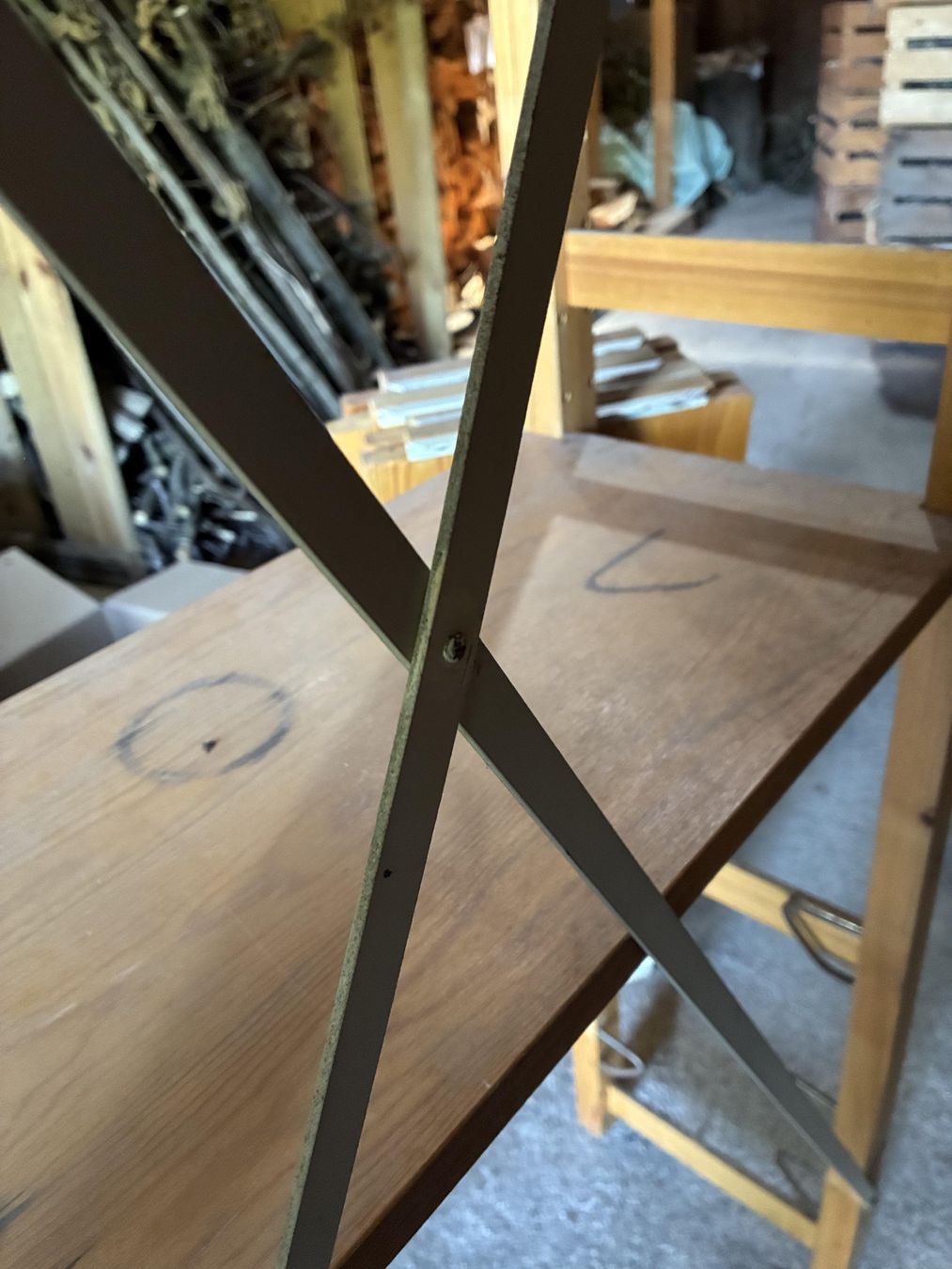 Scaffali: Regal mit 6 Modular einsetzbaren Tablaren – Usato da Oberkulm venduto da Weberlisa 2