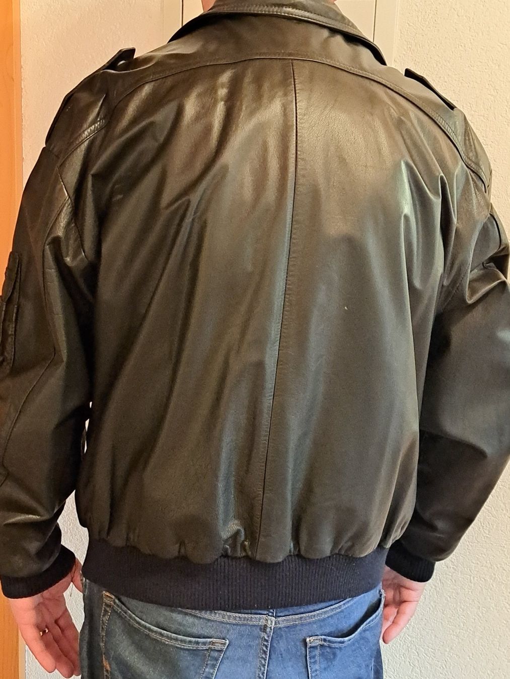 Giacche: Offiziers-Lederjacke – Usato da Hettiswil venduto da san_kf5h 2