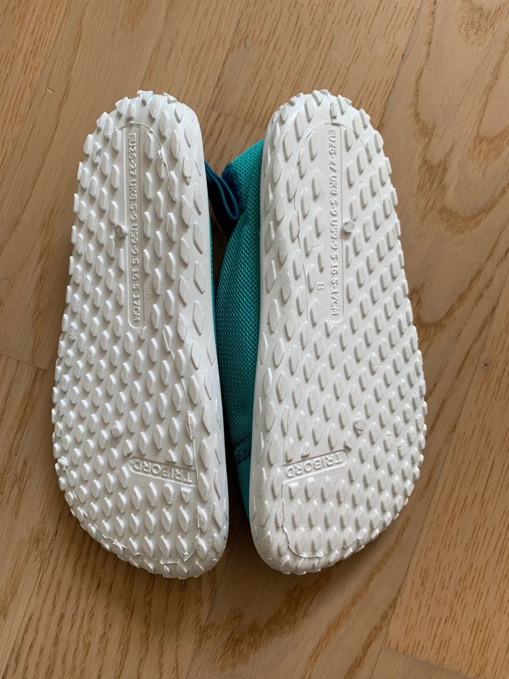 Scarpe da uomo: Badeschuhe Gr. 26/27 – Nuovo (secondo la descrizione) da Kleinandelfingen venduto da Elader 1