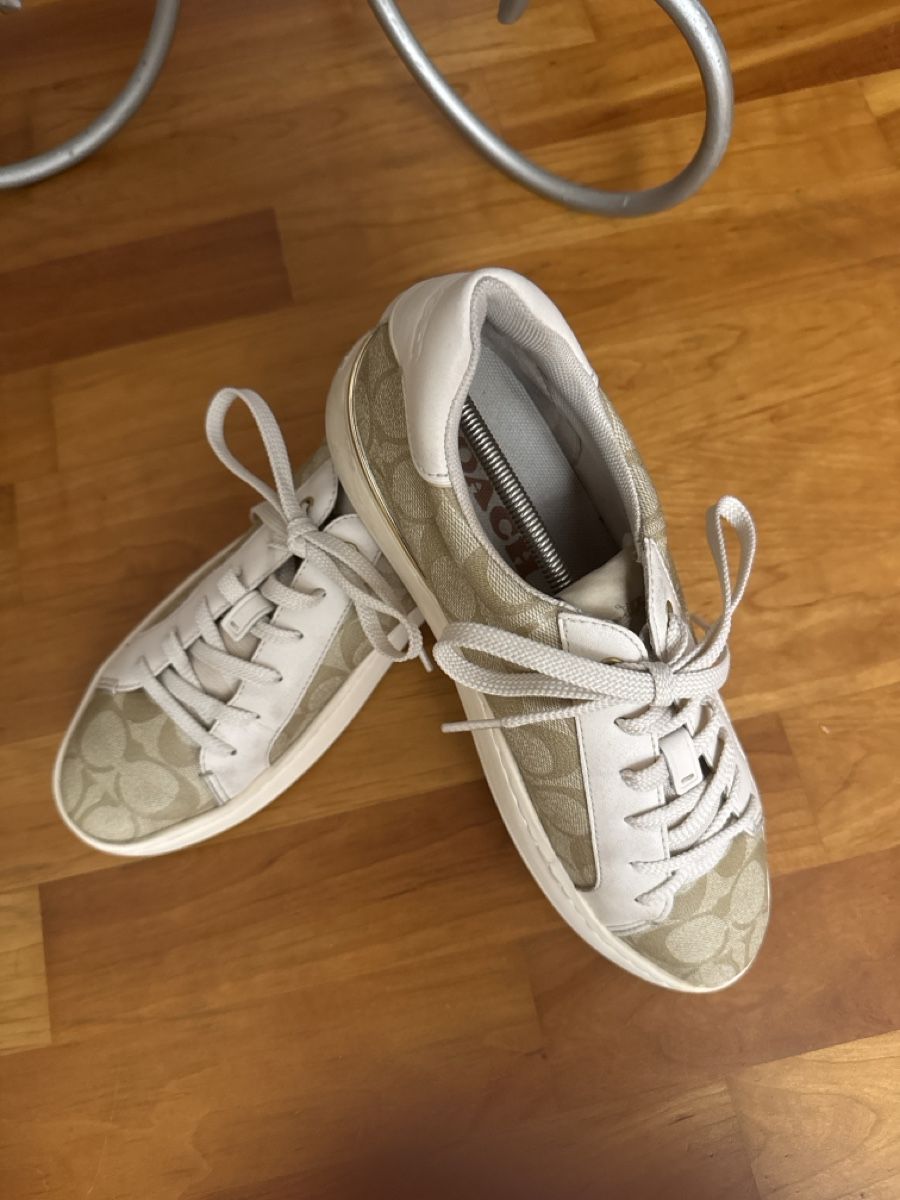 Coach Damenschuhe: COACH Turnschuhe Gr 39.5 eher 40 – Gebraucht aus Rüti ZH von Sugus99 3