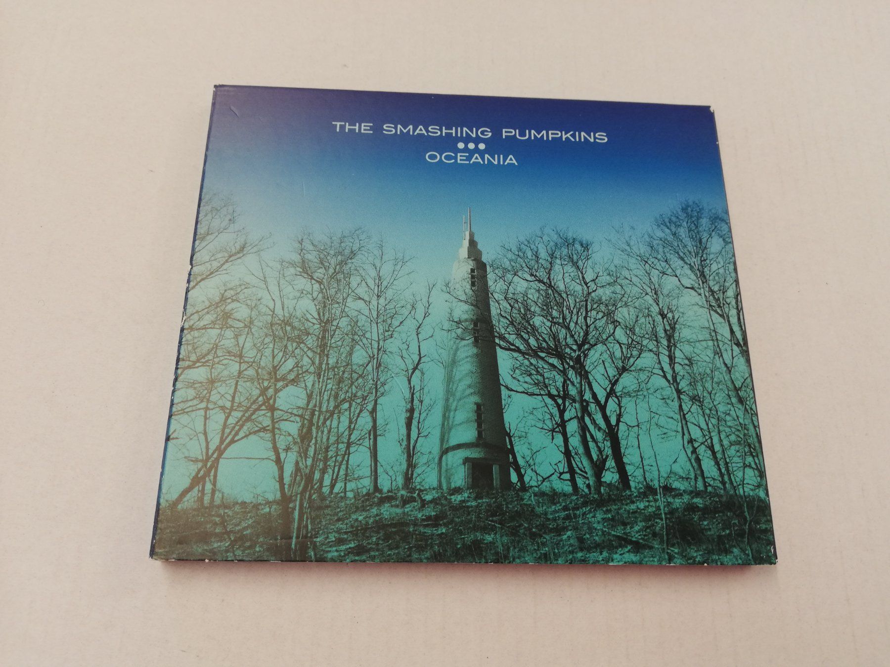 CDs: THE SMASHING PUMPKINS - OCEANIA – D'occasion à Bern par Vinylsound.ch