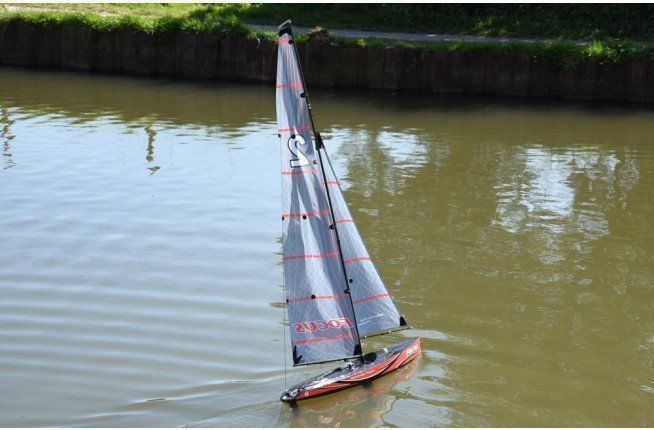Modellismo RC: Segelschiff Focus 2 Komplettset NEU – Nuovo e nell'imballaggio originale da Horgen venduto da RcModell 1