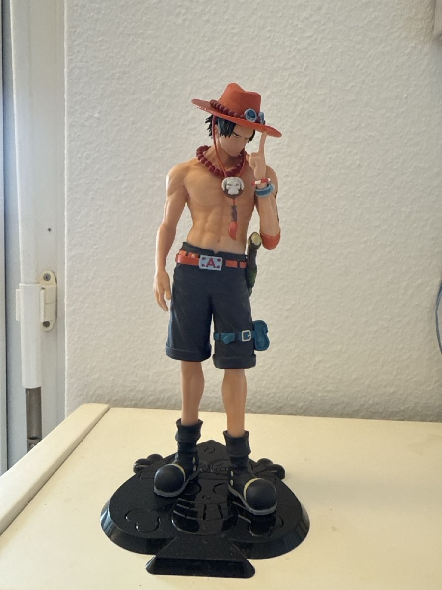 Statuette: One Piece Figur Portgas .D .ACE – Usato da Stäfa venduto da elfen77 1