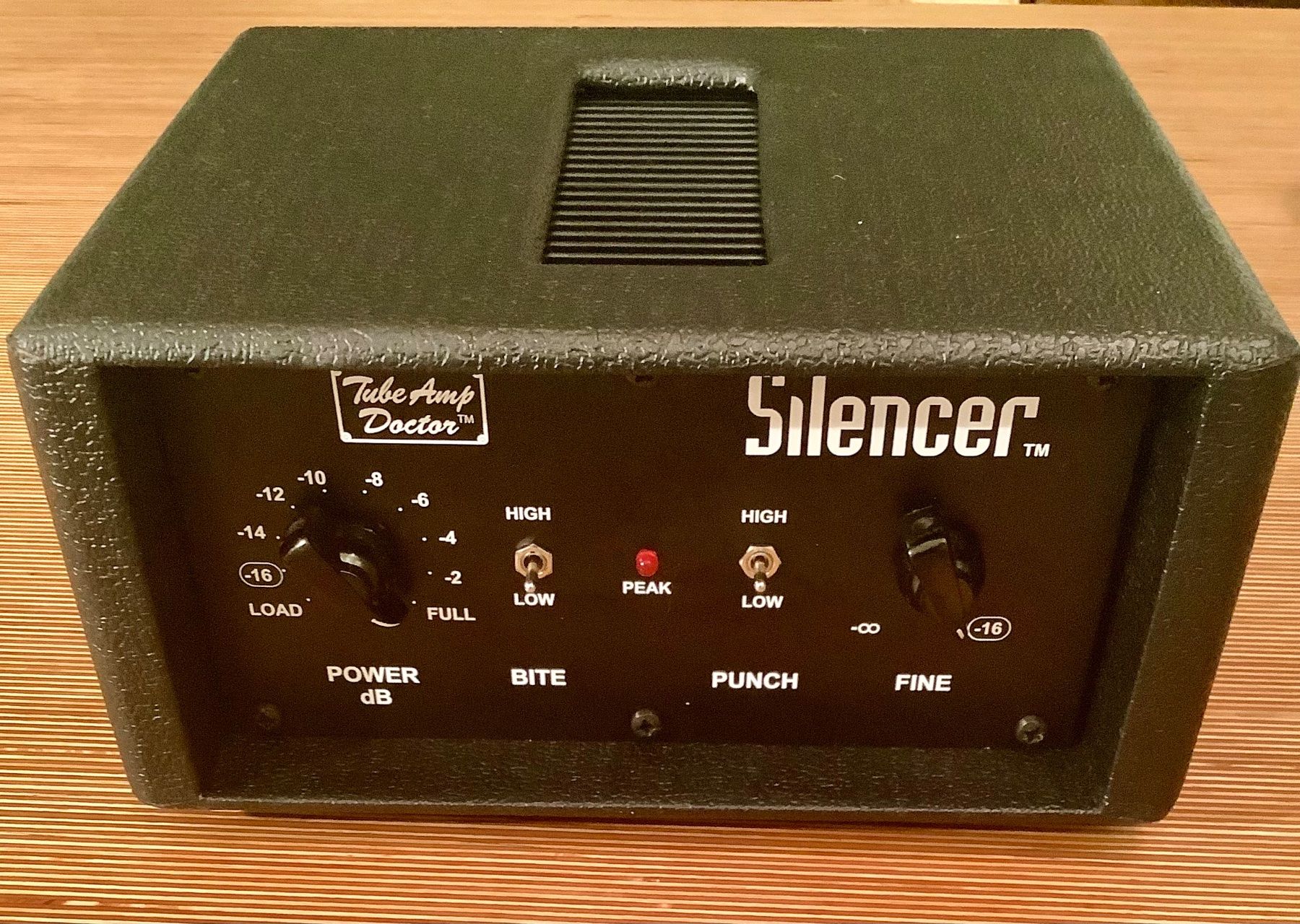 Tube Amp Doctor Amplificatori: TAD Silencer Power Attenuator - 4 Ohm – Usato da Steinhausen venduto da sch_w5b6 1