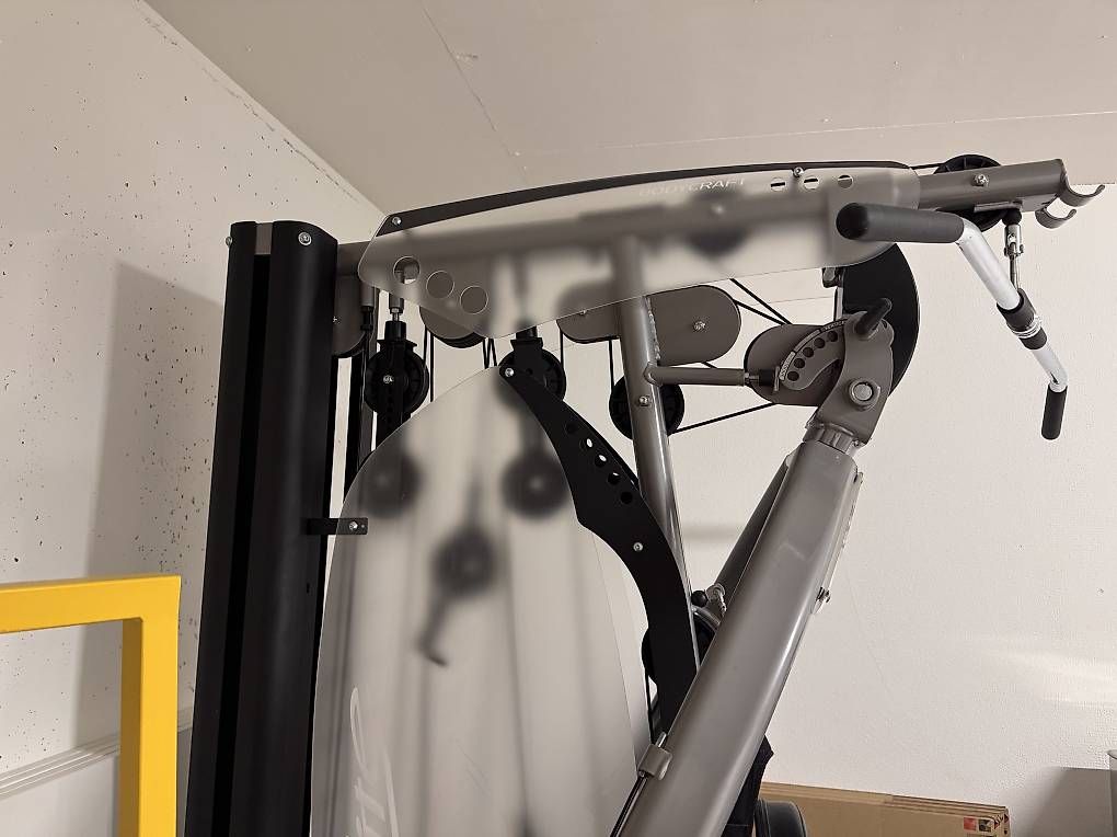 Hometrainer: Neuwertiger Multifunktionaler Hometrainer  – Usato da Unterengstringen venduto da Mithril80 4