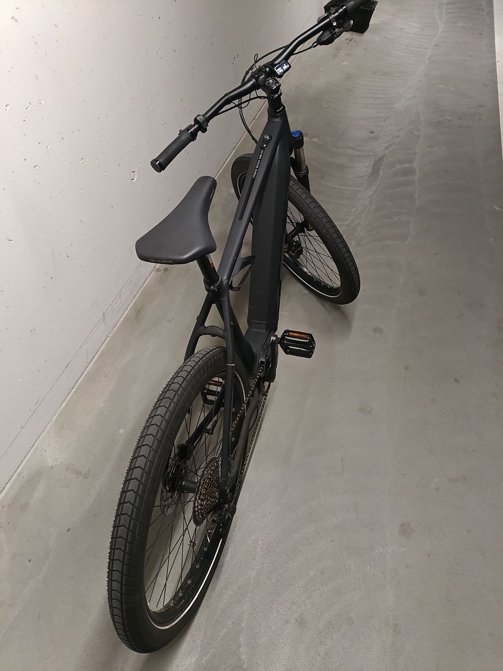 Velos: Serious Bear Peak 7000 Intube⚡Sehr schön – Gebraucht aus Solothurn von ArkaneFactory 4