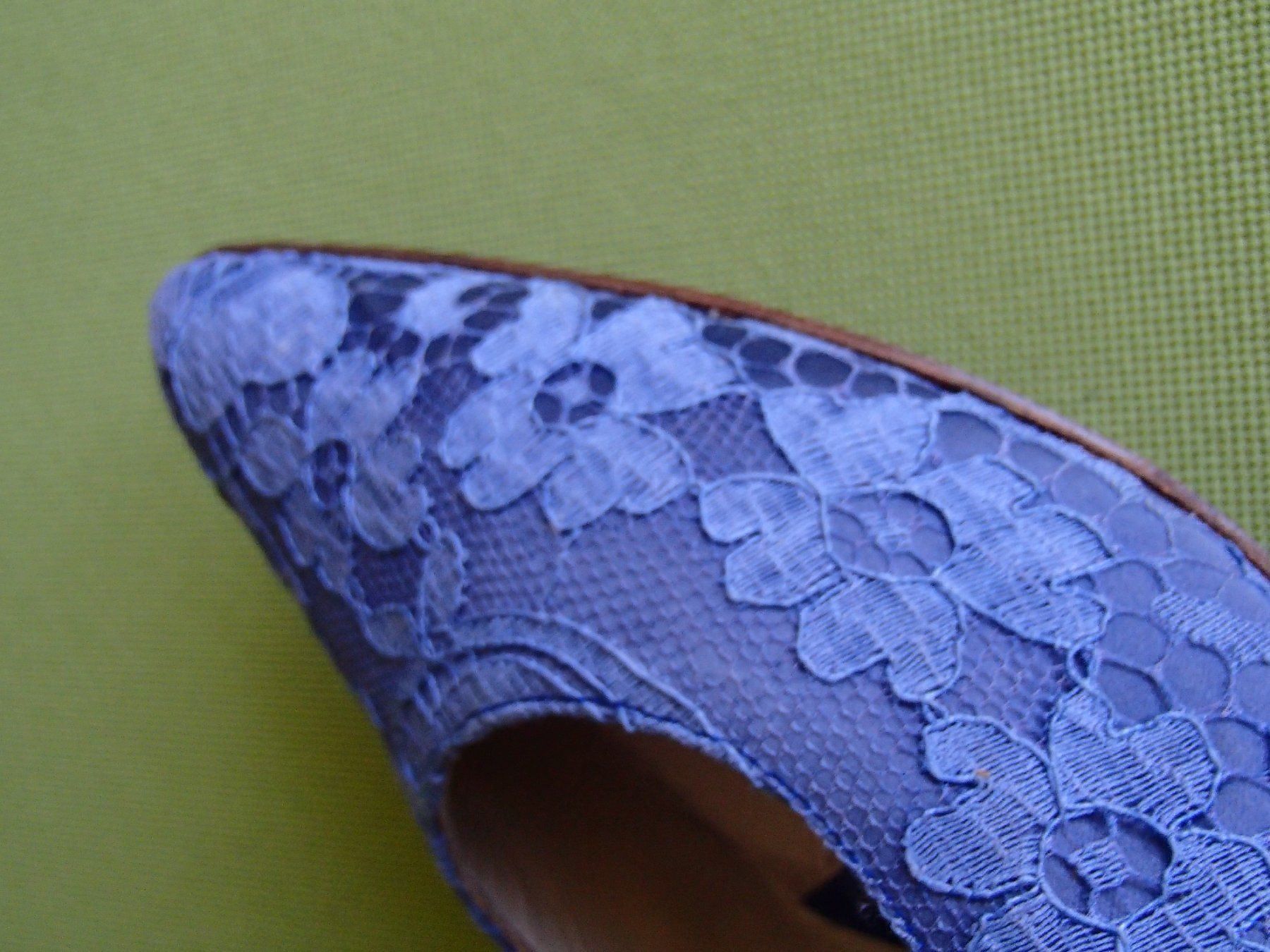 Damenschuhe: 50thies Schuhe aus hellblauer Spitze Bleistiftabsatz – Gebraucht aus Schöfflisdorf von pullux 6