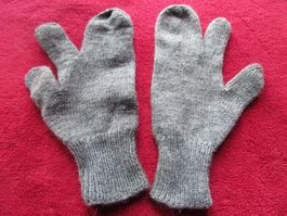 Handschuhe (C)