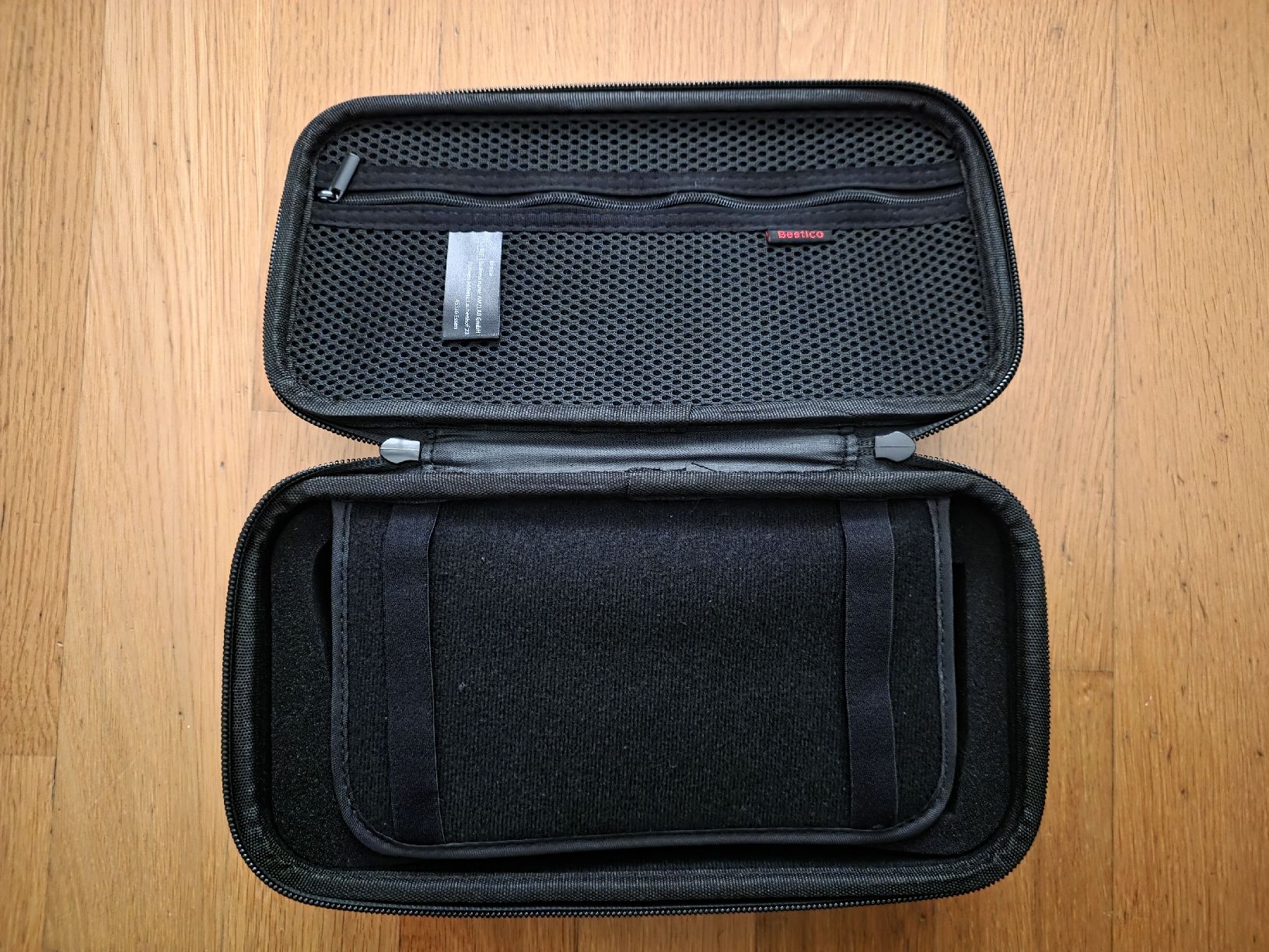 Nintendo Custodie protettive: Nintendo Switch Case / Hülle / Etui / Tasche – Nuovo (secondo la descrizione) da Zürich venduto da jabo22 2