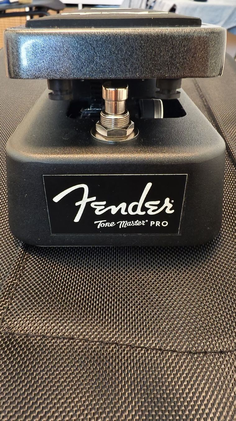 Fender Musikinstrumente: Fender Mission SP1-TMP Expression Pedal + TRS Kabel – Neu (gemäss Beschreibung) aus Volketswil von igo_8rwm 1